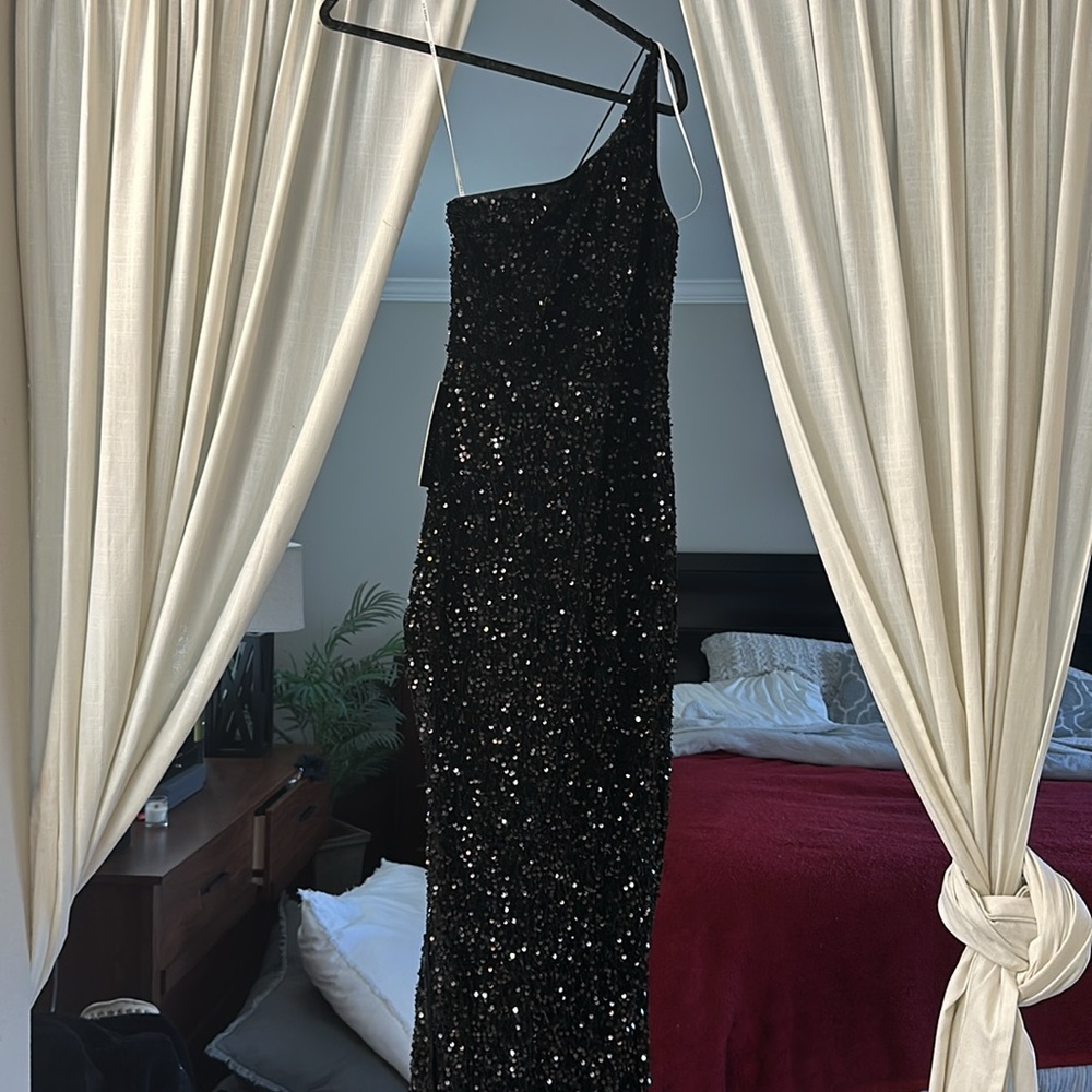 Brand new sequin dress - Picture 2 of 3